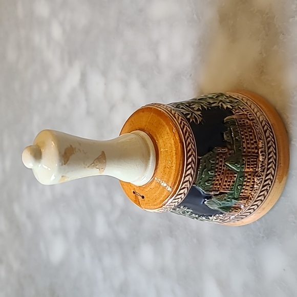Vintage 1950s Chateau Frontenac Ceramic Bell - Picture 4 of 7